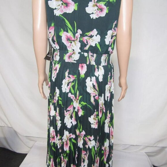 NEW WHITE HOUSE BLACK MARKET Womens Sleevless V-Neck Smocked Midi Dress Size 12 - Picture 5 of 10